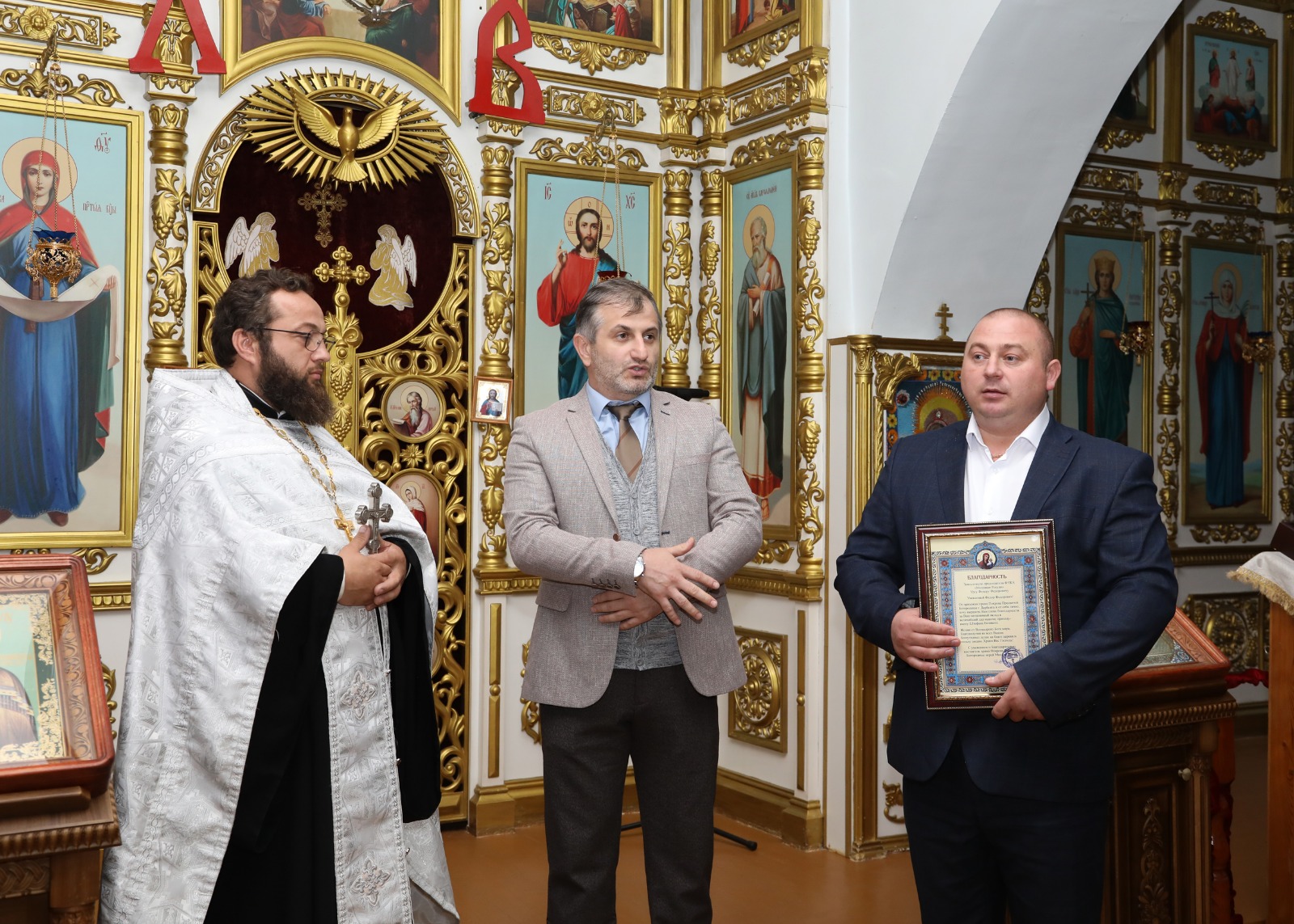 Молдавская диаспора подарила икону храму в Дербенте